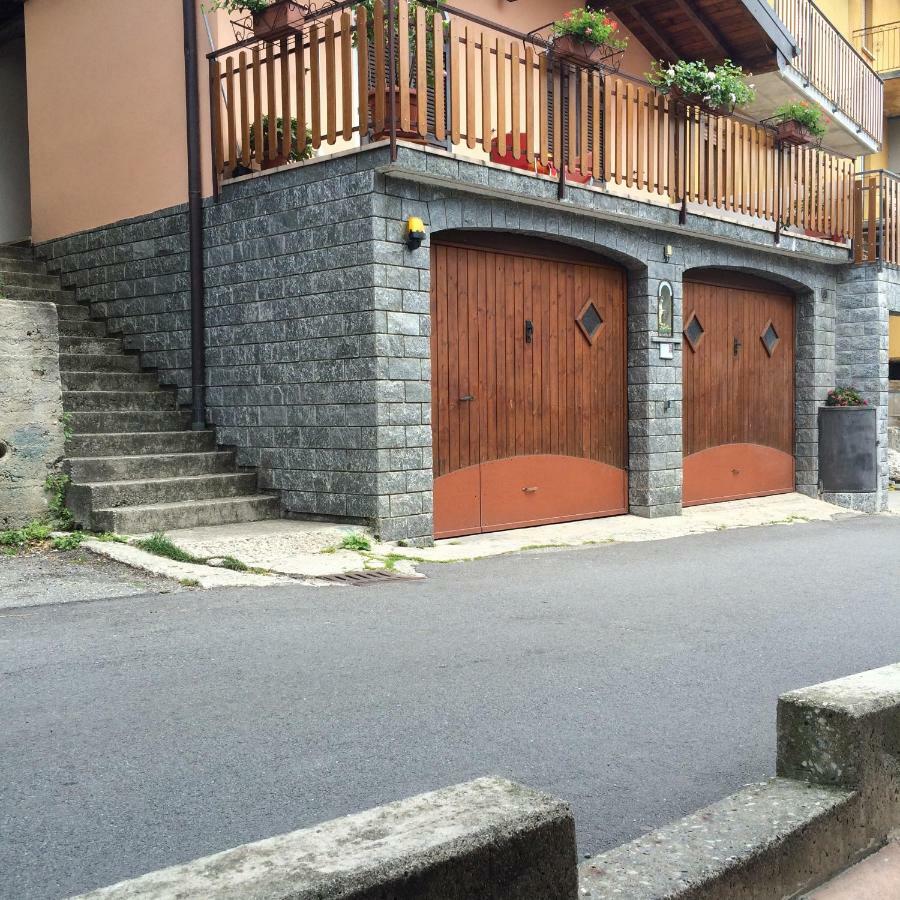 Garzeno Chalet Con Piscina מראה חיצוני תמונה