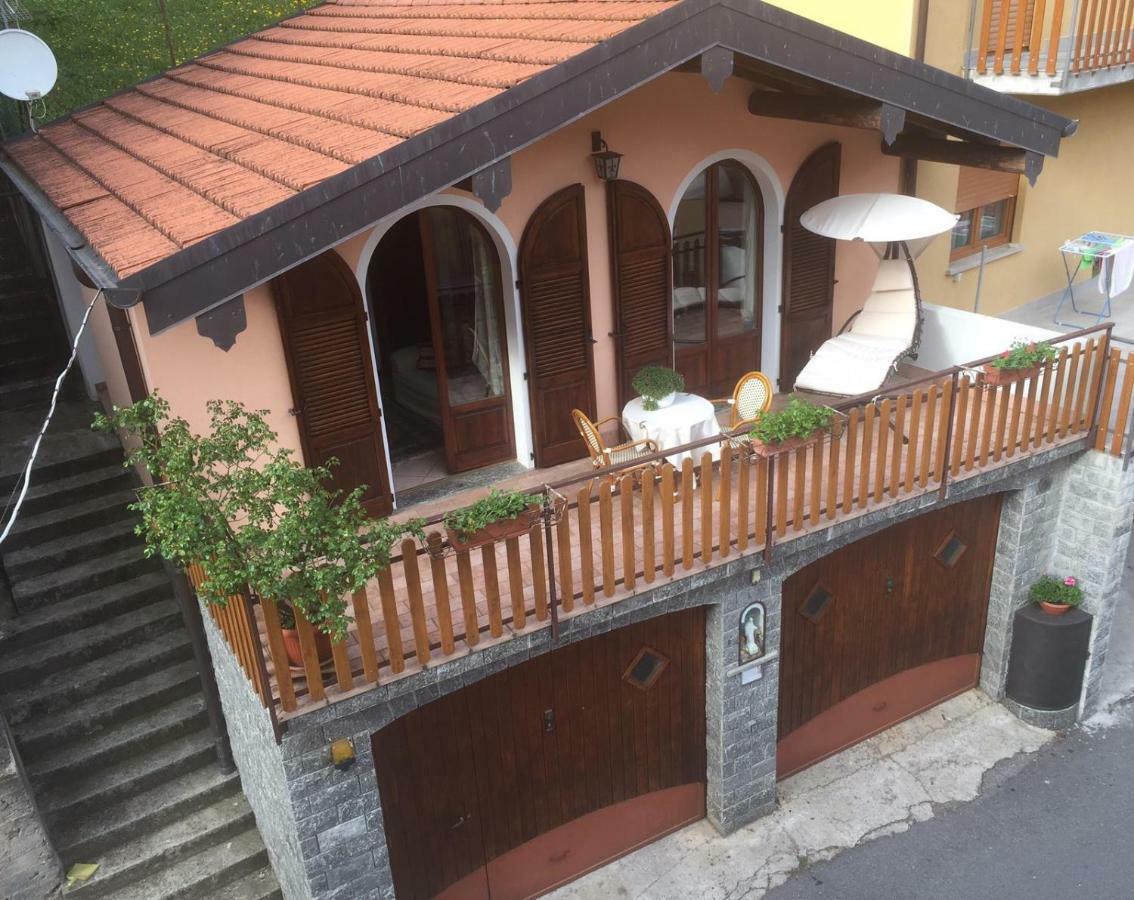 Garzeno Chalet Con Piscina מראה חיצוני תמונה