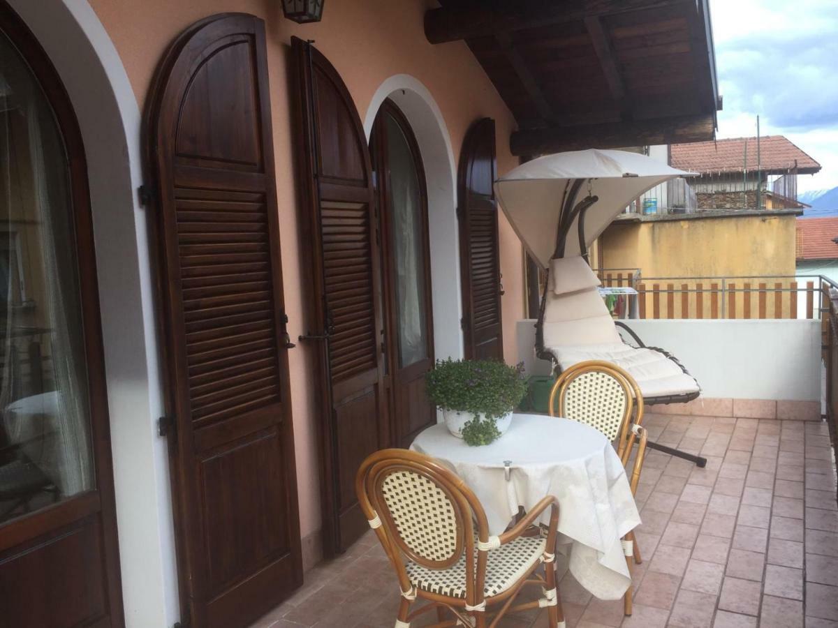 Garzeno Chalet Con Piscina מראה חיצוני תמונה