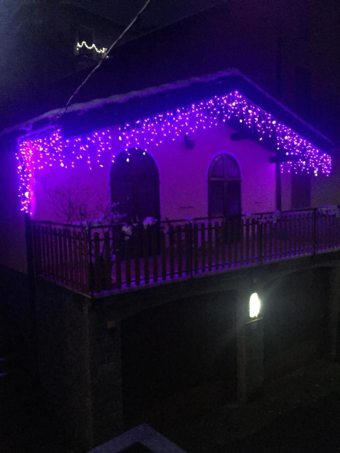 Garzeno Chalet Con Piscina מראה חיצוני תמונה